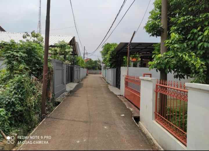 dijual rumah luas dan kokoh di jagakarsa