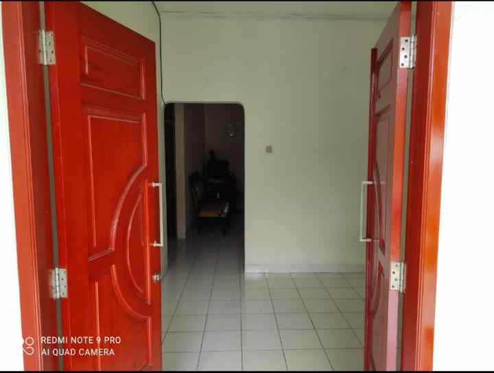 dijual rumah luas dan kokoh di jagakarsa