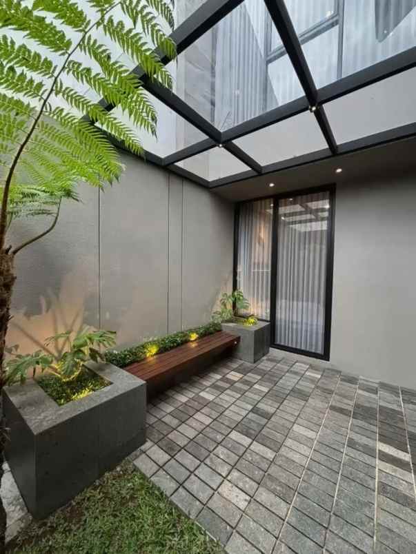 dijual rumah maguwoharjo