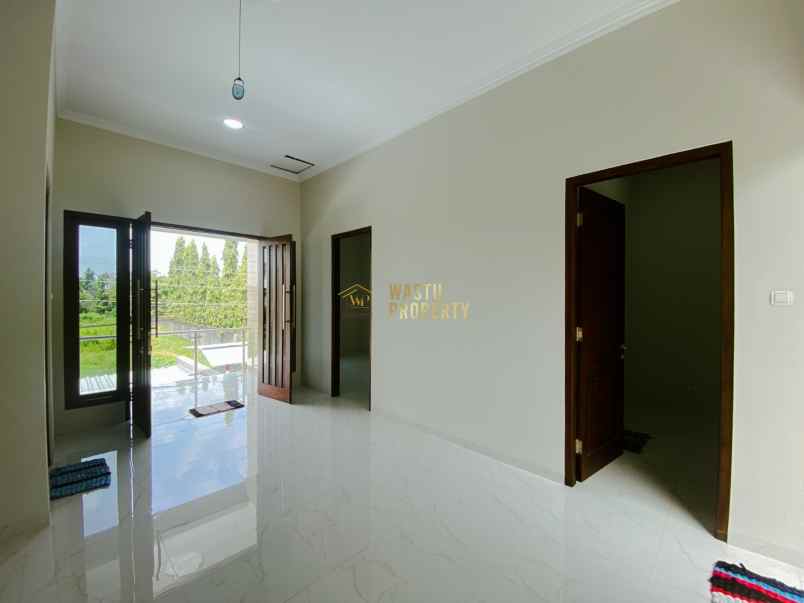 dijual rumah maguwoharjo kec depok kab