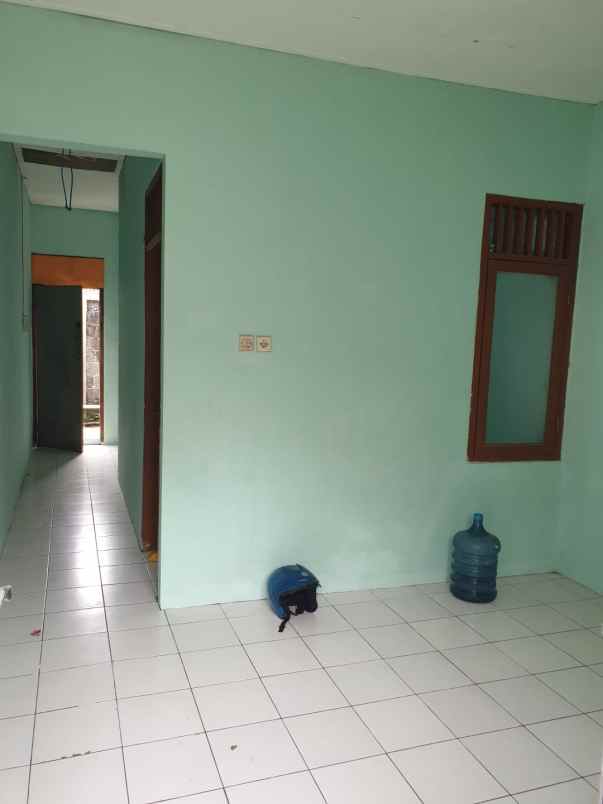 dijual rumah mampang