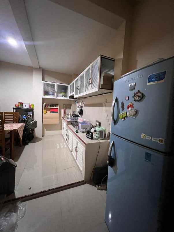 dijual rumah manukan