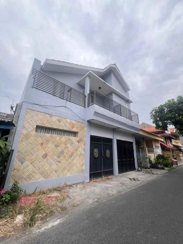 dijual rumah manukan