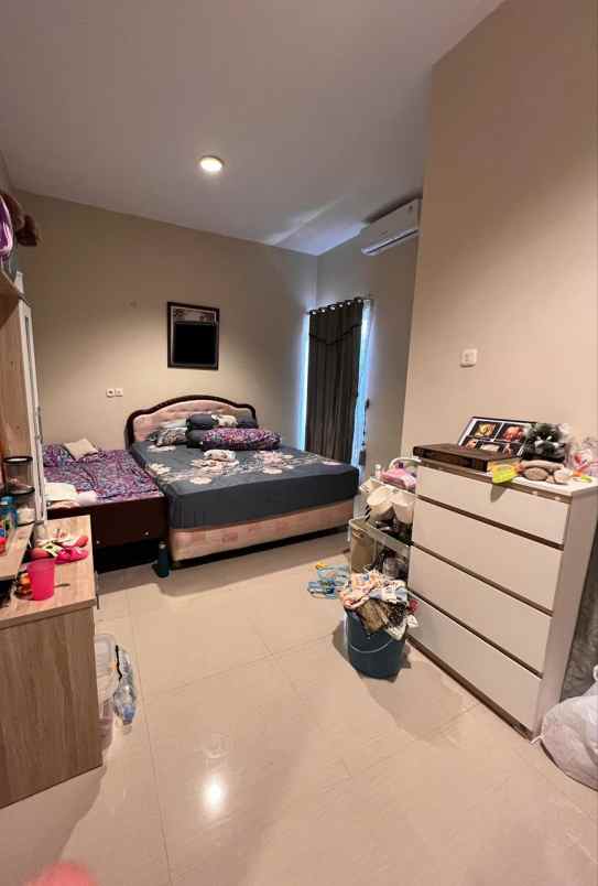 dijual rumah manukan