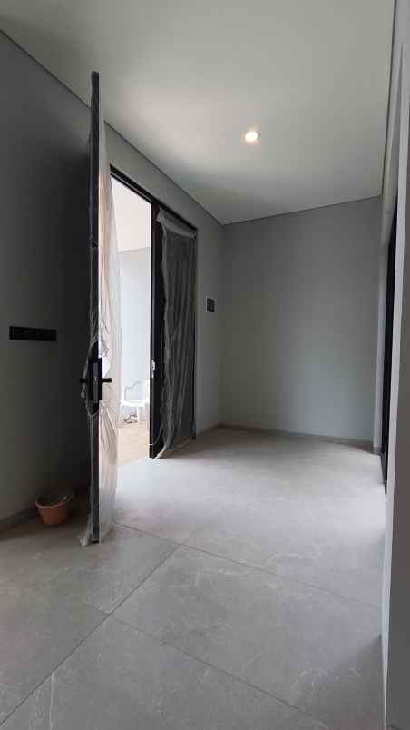 dijual rumah manyar jaya sukolilo surabaya