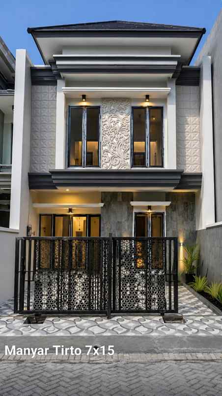 dijual rumah manyar tirtoyoso