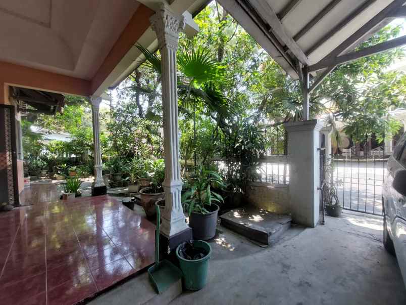 dijual rumah medokan asri barat