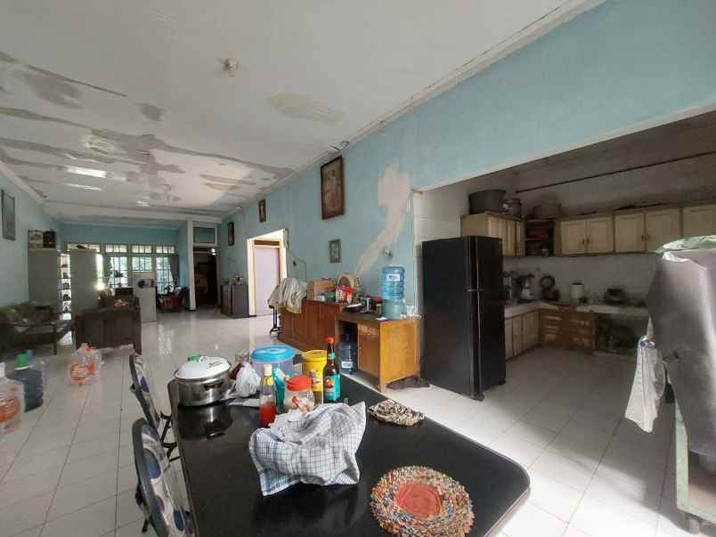 dijual rumah medokan asri barat