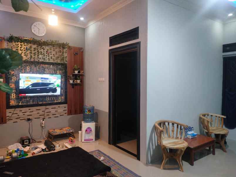 dijual rumah mewah 3 lantai 4 kt 3 km cimahi utara