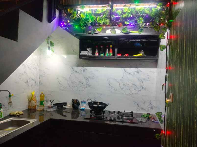dijual rumah mewah 3 lantai 4 kt 3 km cimahi utara