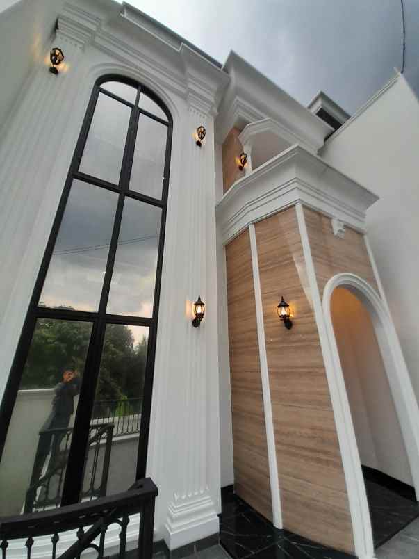 dijual rumah moh kahfi 1 jagakarsa