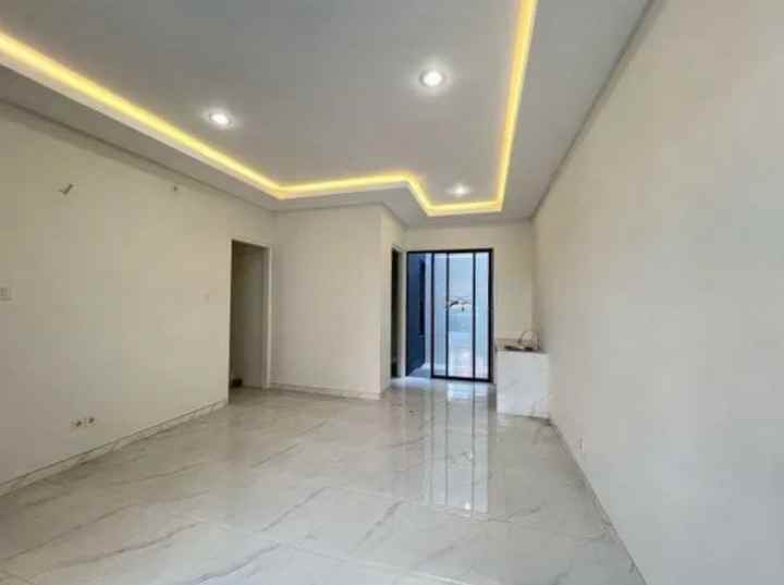 dijual rumah mulyosari