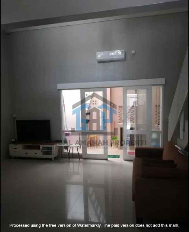 dijual rumah ngamprah