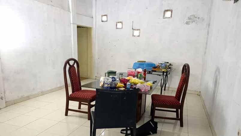 dijual rumah padasuka