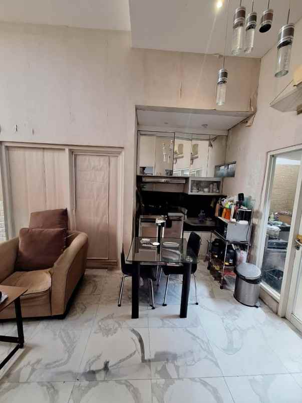 dijual rumah palma classica citraland