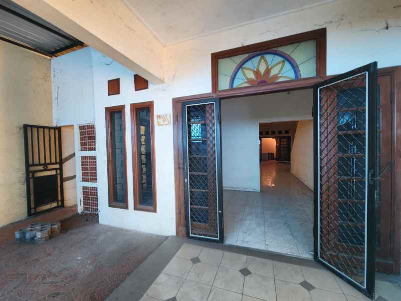 dijual rumah pantai mentari