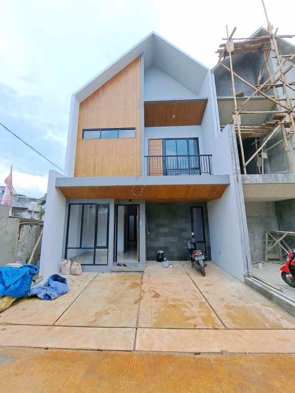 dijual rumah pedurenan