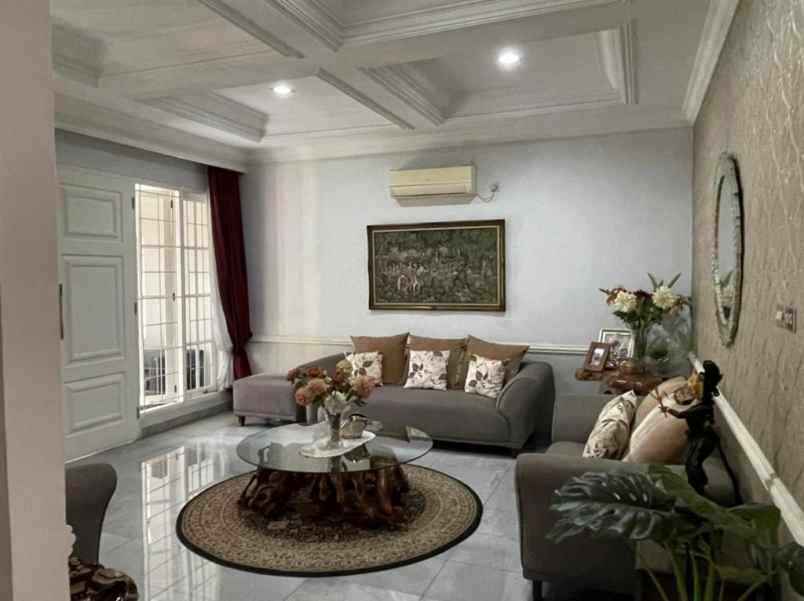 dijual rumah pejaten barat