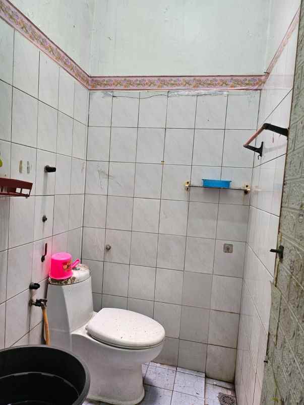 dijual rumah penggilingan elok