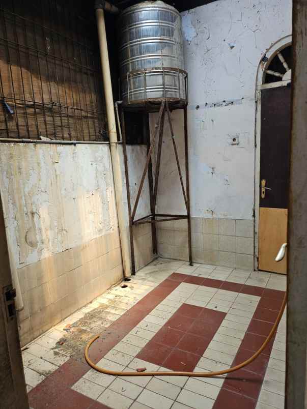 dijual rumah penggilingan elok