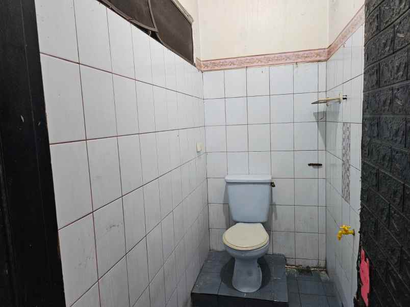 dijual rumah penggilingan elok