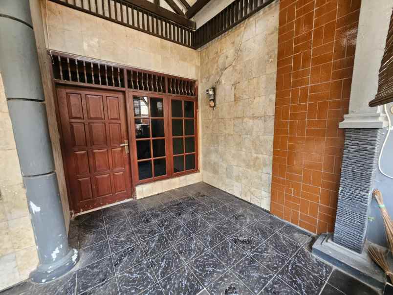 dijual rumah penggilingan elok