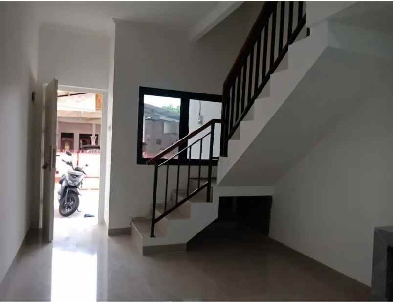 dijual rumah percetakan negara rawasari