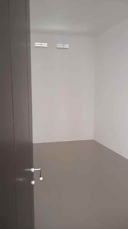 dijual rumah perum graha prima baru