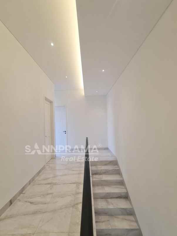 dijual rumah perumahan citra garden