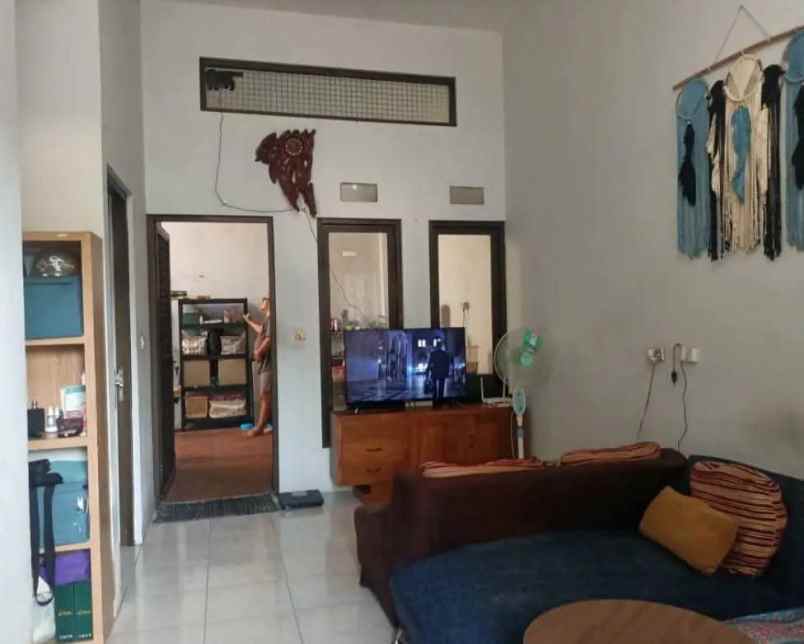 dijual rumah perumahan palm oasis