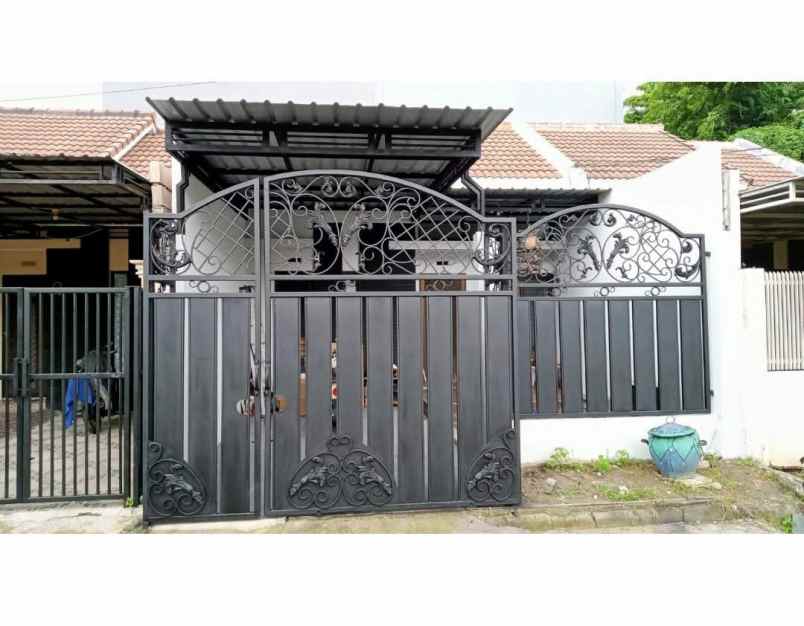 dijual rumah perumahan palm oasis