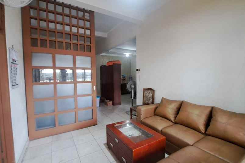 dijual rumah perumahan taman wisma asri