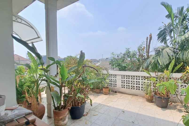 dijual rumah perumahan taman wisma asri