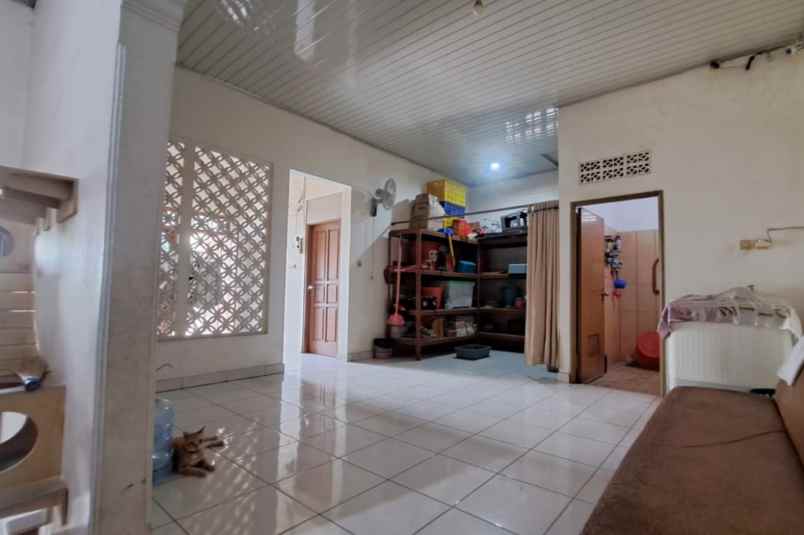 dijual rumah perumahan taman wisma asri