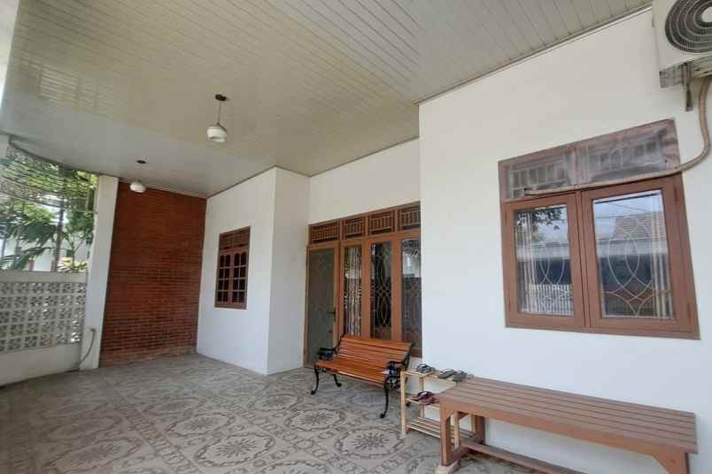dijual rumah perumahan taman wisma asri