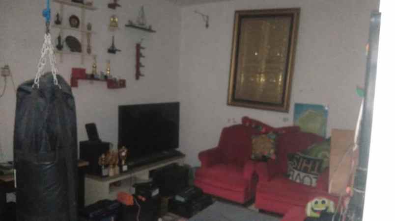 dijual rumah perumahan wisma lidah