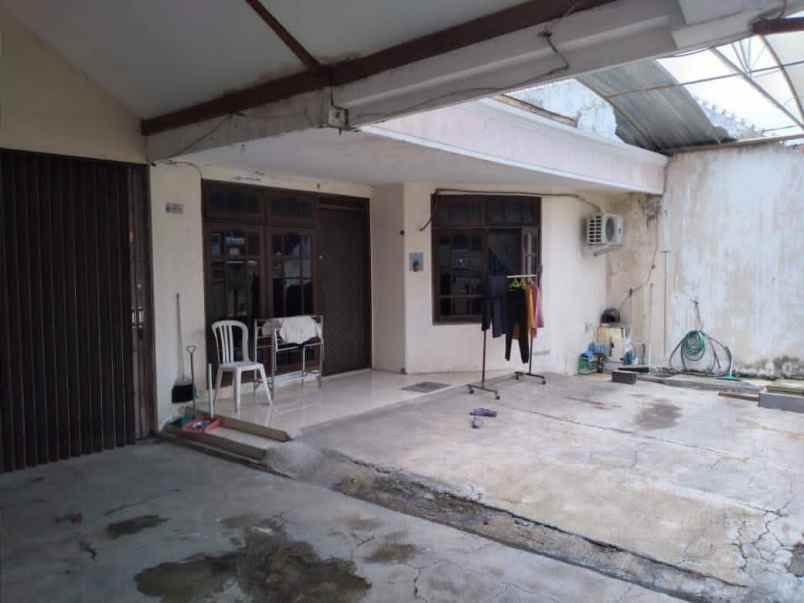 dijual rumah ploso
