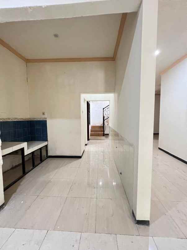dijual rumah ploso