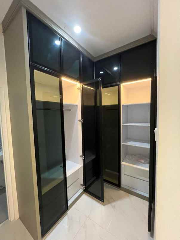 dijual rumah ploso timur