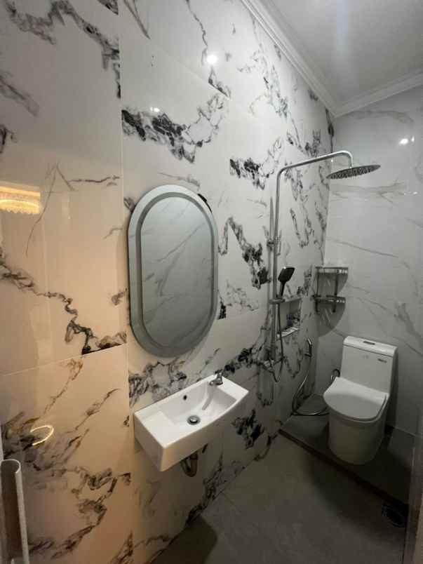 dijual rumah ploso timur