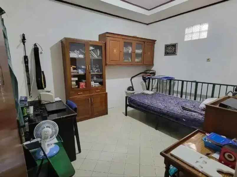 dijual rumah pondok kelapa