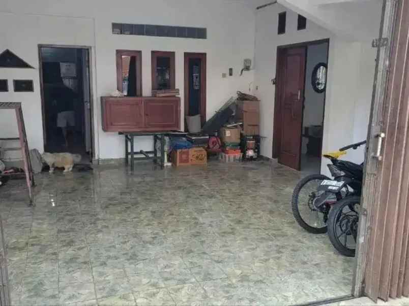 dijual rumah pondok kelapa