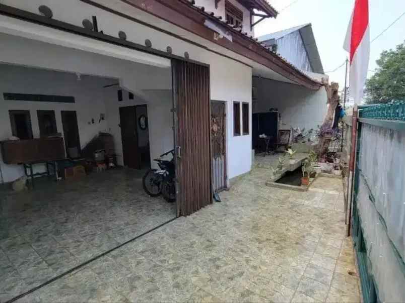 dijual rumah pondok kelapa