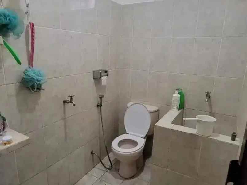 dijual rumah pondok kelapa