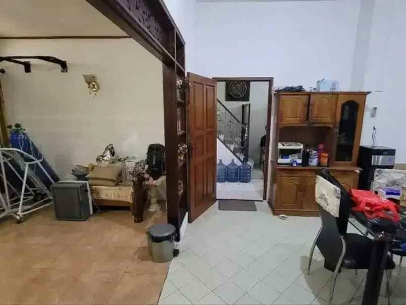 dijual rumah pondok kelapa