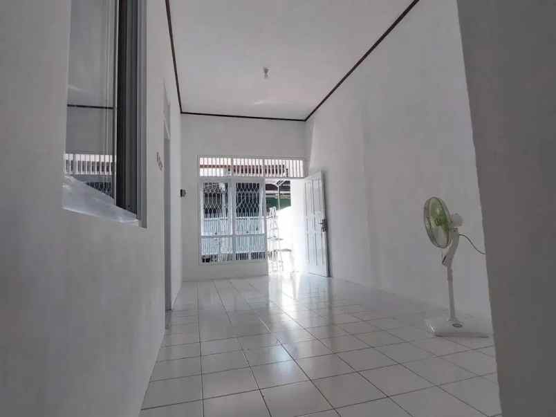 dijual rumah pondok kelapa