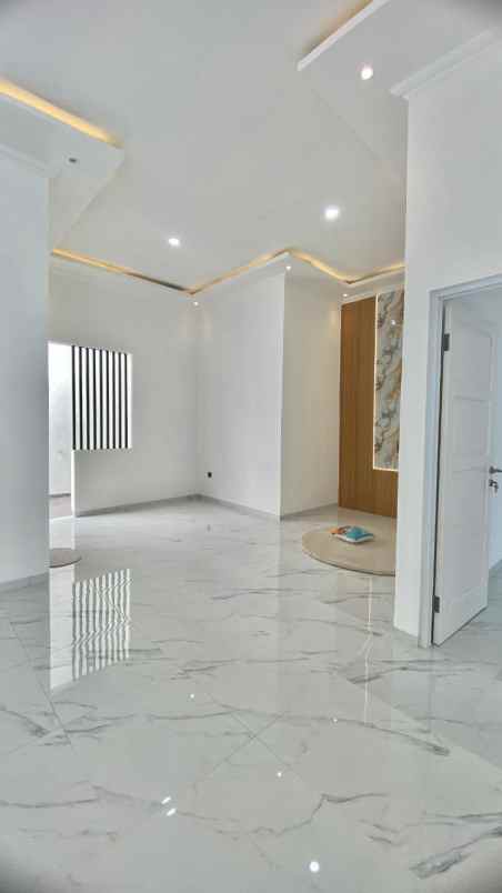 dijual rumah pondok pekayon indah