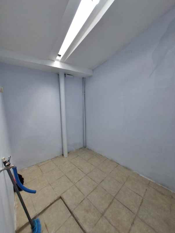 dijual rumah potorono