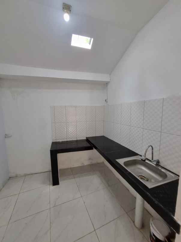 dijual rumah potorono