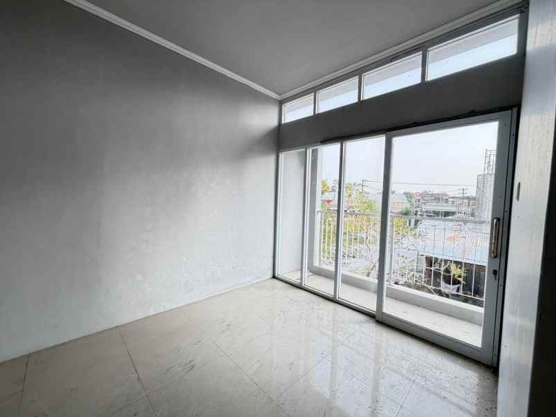 dijual rumah pucangsawit jebres surakarta